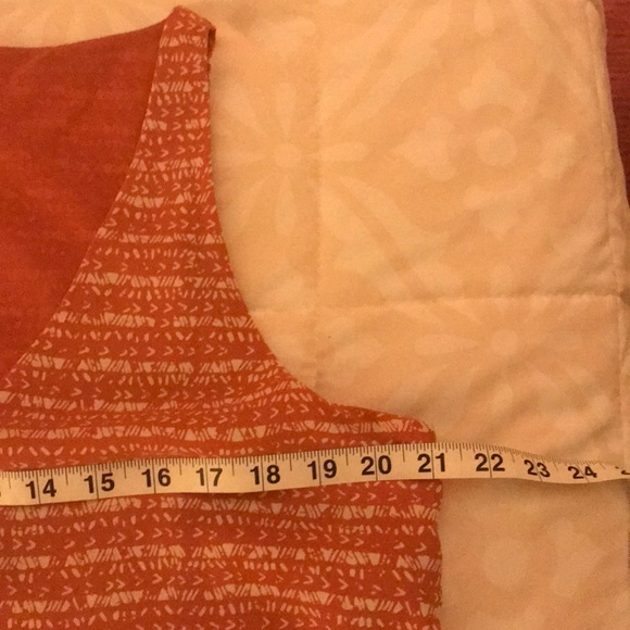 Ann Taylor LOFT sleeveless blouse - Picture 4 of 6